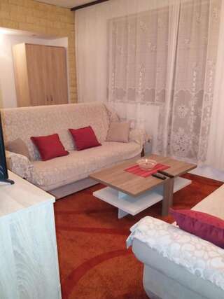 Гостевой дом Apartments Beka Жабляк Апартаменты-13
